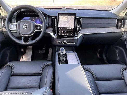 New 2026 Volvo XC90 T8 Ultra w/ Lounge Package image 7