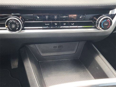 Certified 2025 Chevrolet Equinox LT image 20