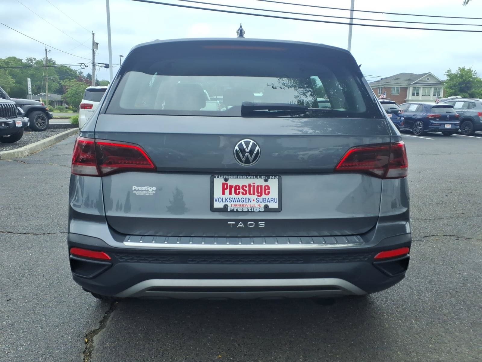 Certified 2023 Volkswagen Taos S FWD image 3