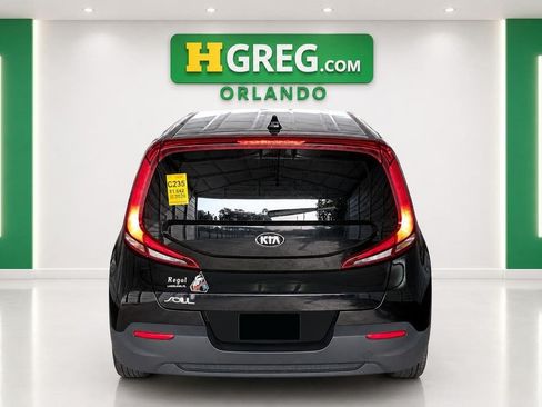 Used 2020 Kia Soul LX FWD image 8