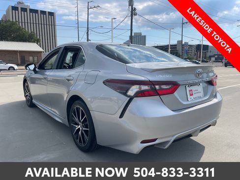 Certified 2024 Toyota Camry SE FWD image 4
