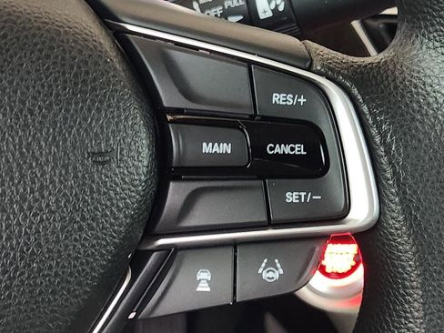 Used 2018 Honda Accord EX image 28