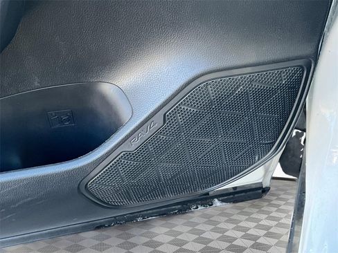 Used 2024 Toyota RAV4 XLE image 18