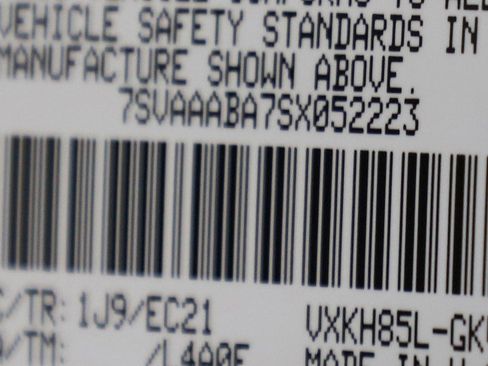 Used 2025 Toyota Sequoia SR5 w/ SR5 Premium Package AWD/4WD image 33