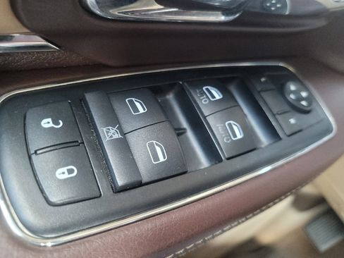 Used 2015 RAM 1500 Laramie w/ Convenience Group AWD/4WD image 27