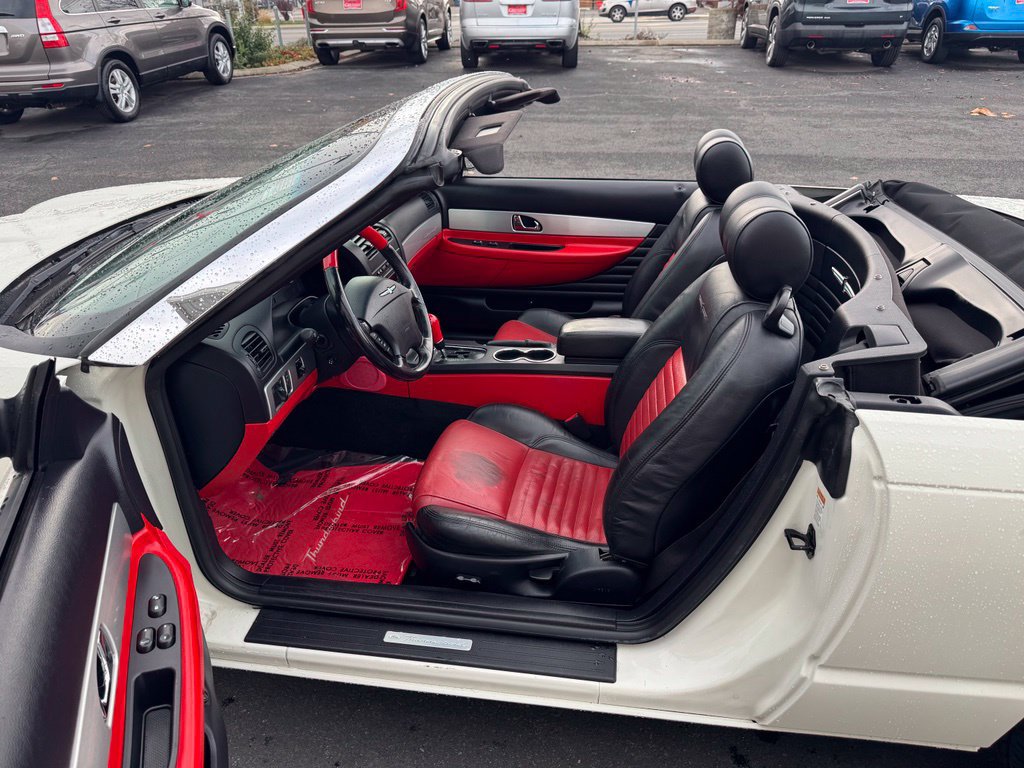 Used 2003 Ford Thunderbird RWD image 10
