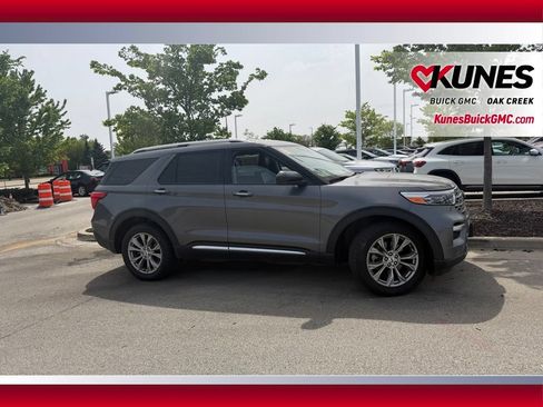 Used 2024 Ford Explorer Limited AWD/4WD image 5
