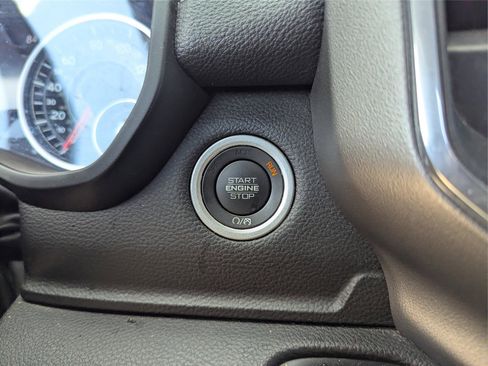 Used 2024 RAM 1500 Laramie image 22