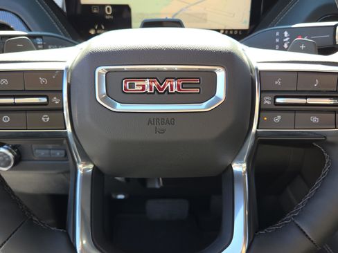 New 2026 GMC Yukon Elevation w/ Elevation Premium Package image 17