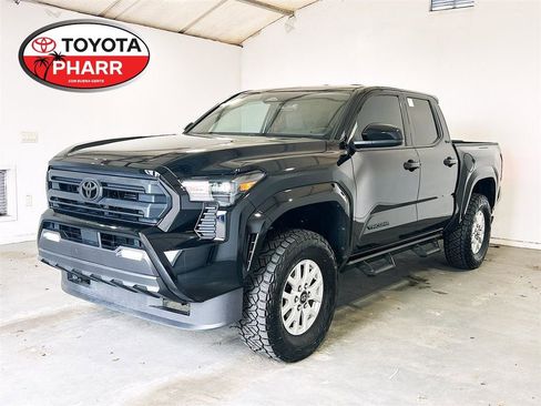 Used 2025 Toyota Tacoma SR5 AWD/4WD image 1