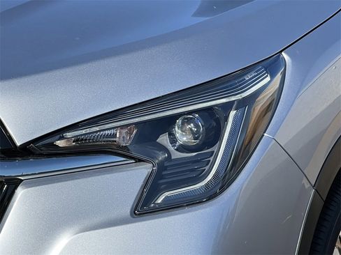 New 2025 Subaru Ascent Limited image 45