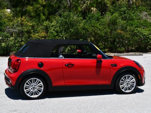Used 2024 MINI Cooper S FWD image 6