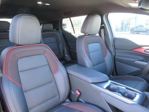 New 2025 Chevrolet Equinox EV RS image 10