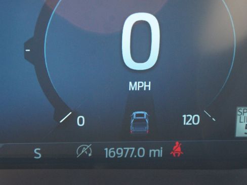 Used 2024 Ford F150 Lariat w/ Equipment Group 502A High image 4