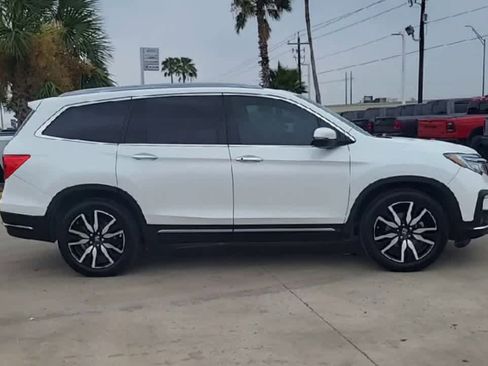 Used 2022 Honda Pilot Touring image 9