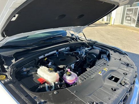 New 2026 Jeep Grand Cherokee Laredo image 38