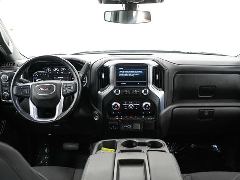 Used 2019 GMC Sierra 1500 SLE w/ SLE Value Package AWD/4WD image 16