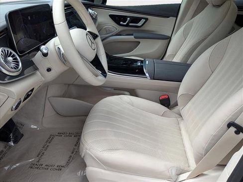 Used 2022 Mercedes-Benz EQS 450+ Sedan image 16