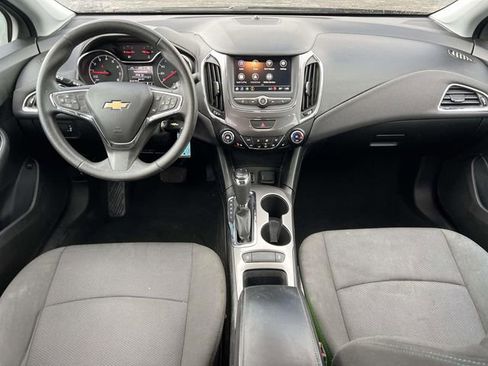 Used 2019 Chevrolet Cruze LT w/ LT Fleet Convenience Package image 14