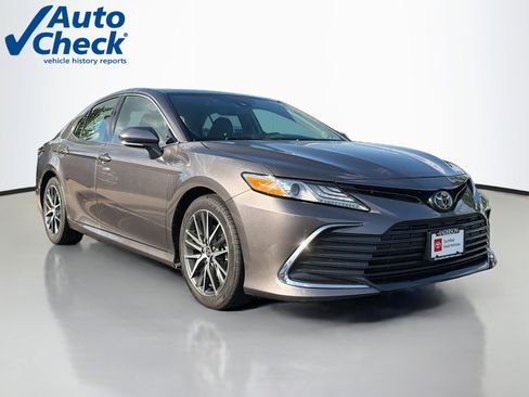 Certified 2023 Toyota Camry XLE w/ Navigation Package FWD image 1