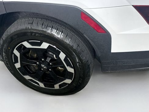 Used 2025 Hyundai Santa Fe SEL image 11