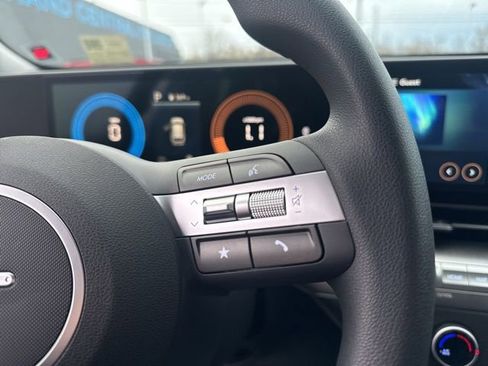 New 2026 Hyundai Kona SE image 21