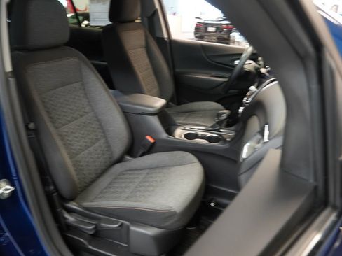 Used 2022 Chevrolet Equinox LT FWD image 36