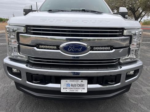 Used 2019 Ford F250 Lariat w/ Lariat Value Package image 11
