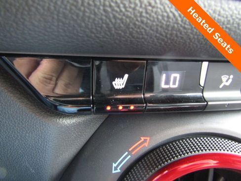 Used 2025 Chevrolet Blazer RS image 18