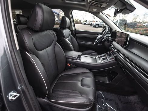 Used 2023 Hyundai Palisade SEL w/ Premium Package image 27