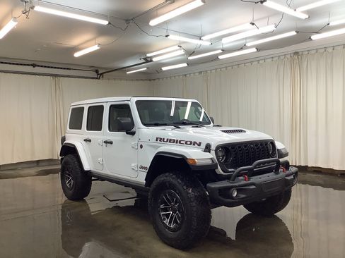 New 2026 Jeep Wrangler Unlimited Rubicon AWD/4WD image 3