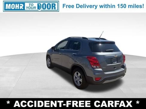 Used 2019 Chevrolet Trax LT w/ LT Convenience Package image 3