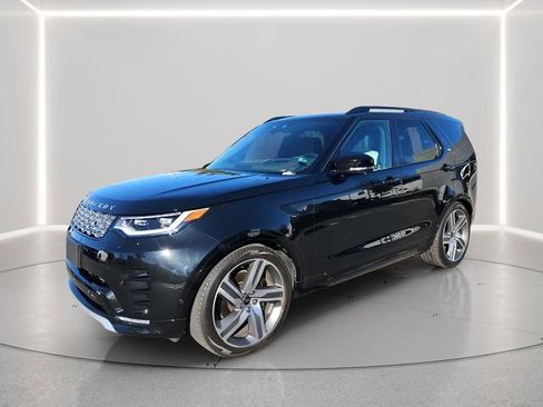 Certified 2023 Land Rover Discovery Metropolitan Edition image 1