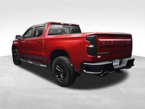 Used 2021 Chevrolet Silverado 1500 LT Trail Boss w/ Convenience Package II AWD/4WD image 3