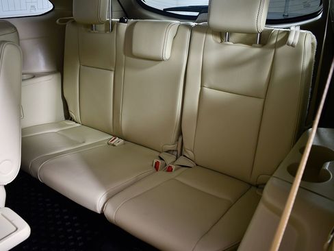 Used 2017 Toyota Highlander Limited image 54