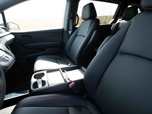 New 2026 Honda Odyssey Sport-L image 10
