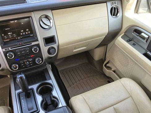 Used 2015 Ford Expedition XLT w/ Equipment Group 202A image 17