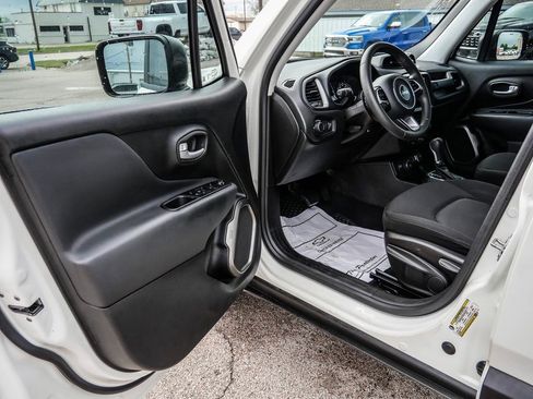 Used 2023 Jeep Renegade Latitude AWD/4WD image 26