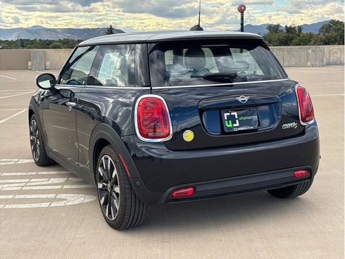Used 2024 MINI Cooper SE image 6
