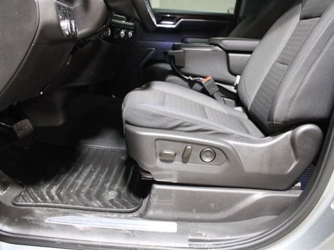 Used 2025 GMC Sierra 1500 Elevation image 19