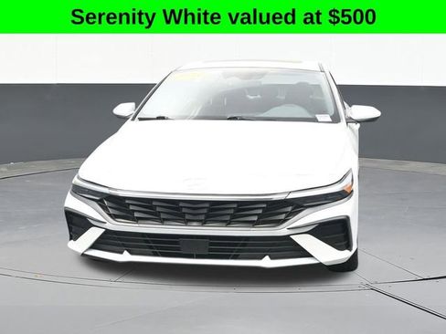 Used 2025 Hyundai Elantra SEL FWD image 2