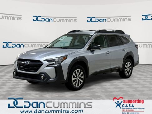 Used 2024 Subaru Outback Premium AWD/4WD image 1
