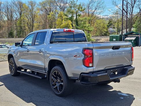 Used 2025 Chevrolet Colorado Z71 w/ Z71 Convenience Package 2 image 4