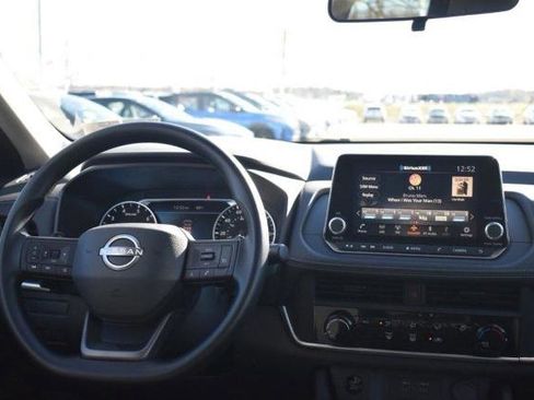 Certified 2025 Nissan Rogue S AWD/4WD image 20