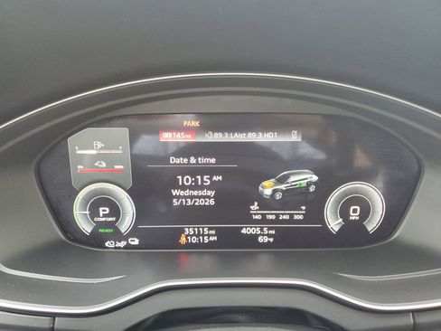 Used 2023 Audi Q5 e Premium w/ Convenience Package AWD/4WD image 32