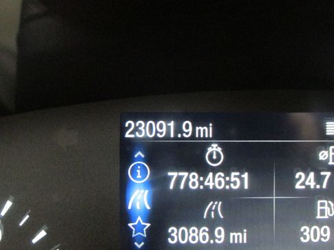 Used 2022 Ford Escape SE w/ Cold Weather Package AWD/4WD image 32