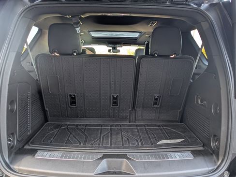 Used 2022 Chevrolet Tahoe RST w/ Luxury Package image 21