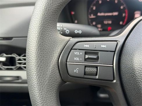 Certified 2025 Honda Accord SE image 18