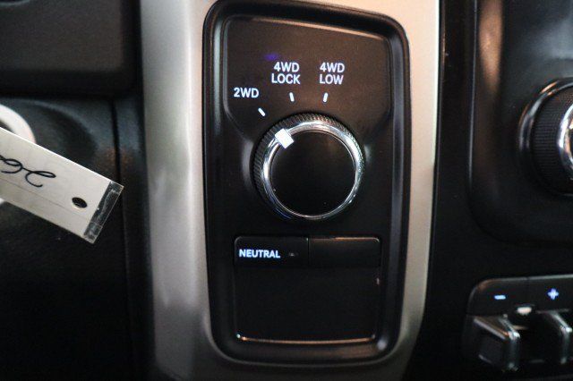 Used 2015 RAM 3500 SLT AWD/4WD image 38