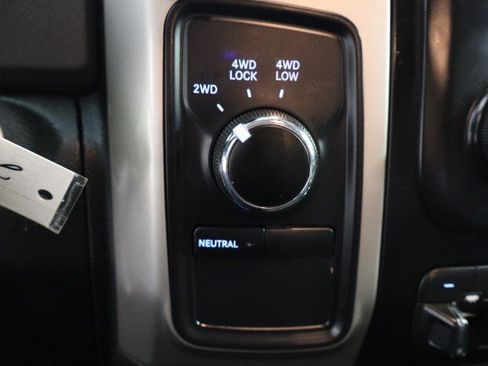 Used 2015 RAM 3500 SLT AWD/4WD image 38